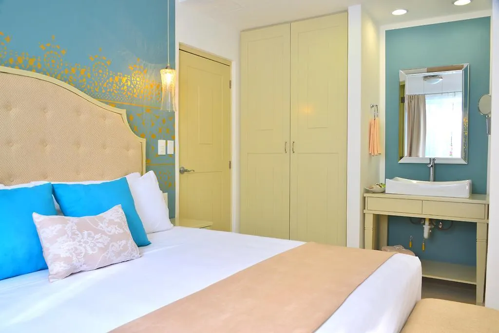 Unic Design Hotel & Restaurant- 5Th Avenue (Adults Only) بلايا ديل كارمن