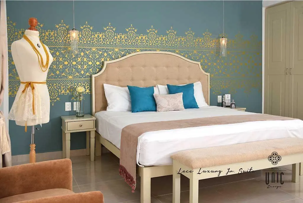 Unic Design Hotel & Restaurant- 5Th Avenue (Adults Only) Плая-дель-Кармен 4*,