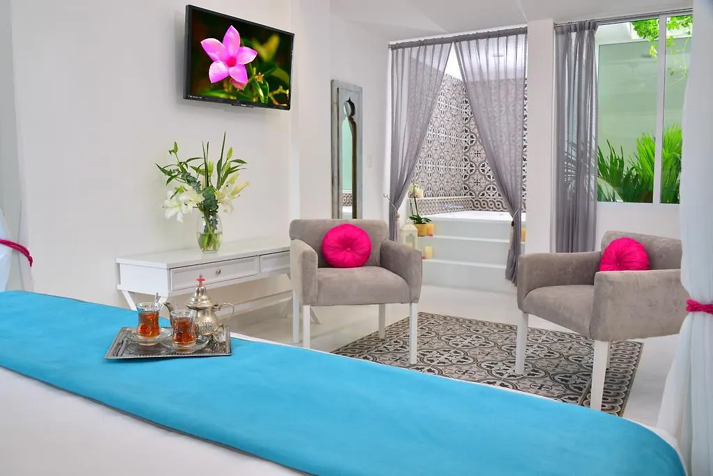 Unic Design Hotel & Restaurant- 5Th Avenue (Adults Only) Плая-дель-Кармен
